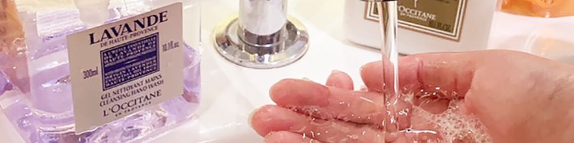 乾燥が気になるこの季節。うるおいと香りで、ハンドケアを笑顔の時間に